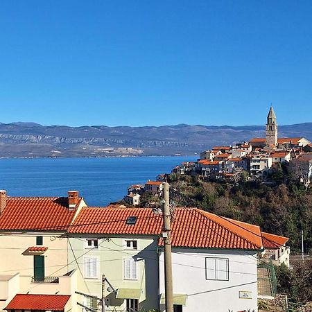 Apartmani Marin1 Vrbnik Extérieur photo